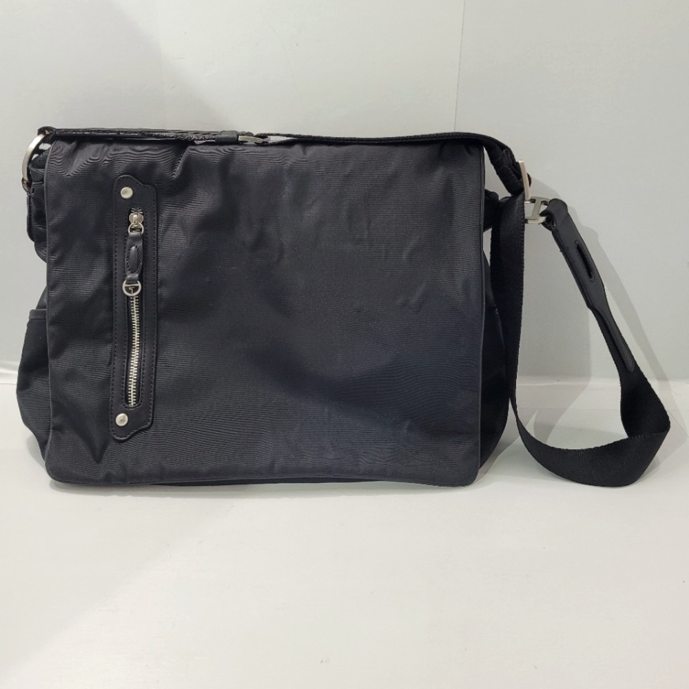 TUMI NYLON MESSENGER BAG BLACK 16"X12"